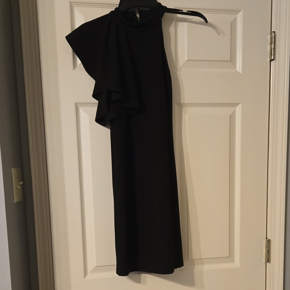She + Sky Chic Black One-Shoulder Dress